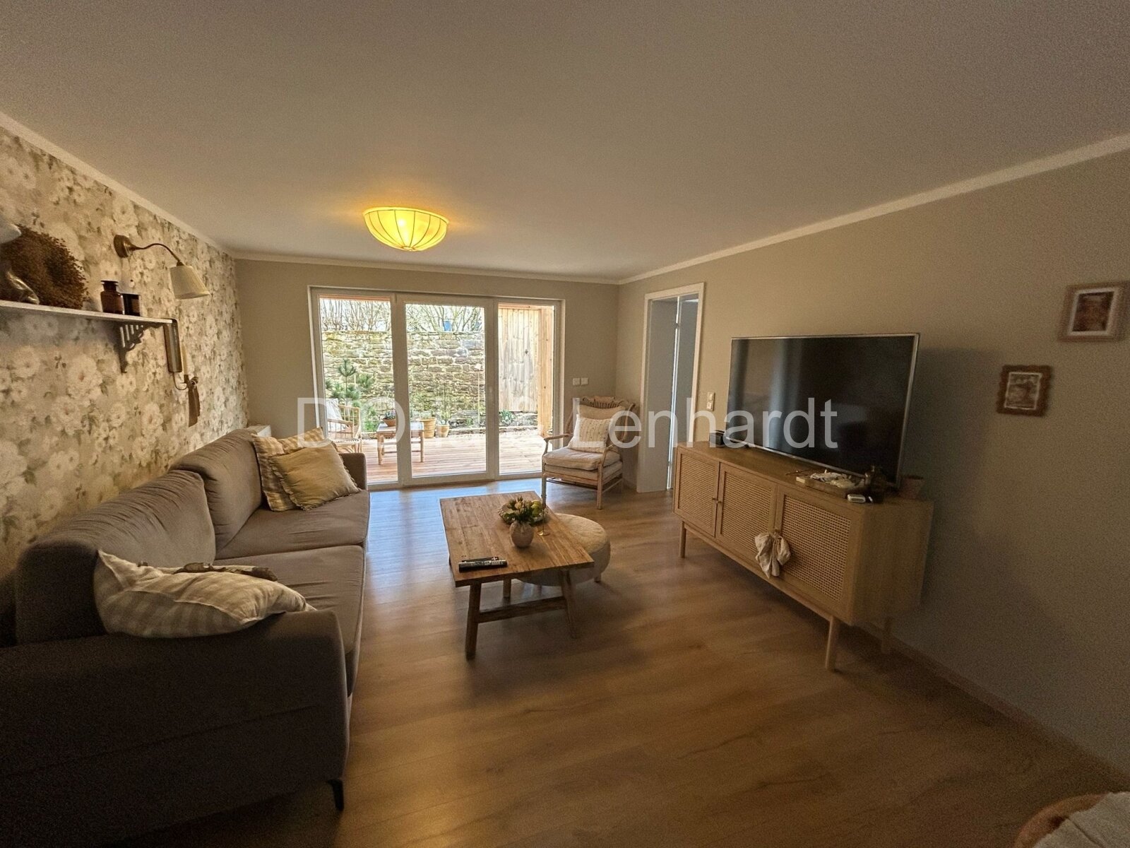 Attraktive zwei-Zimmer-Wohnung zu verkaufen!