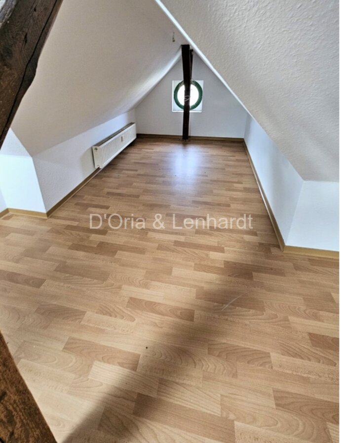 Zu Verkaufen - Gemütliche Dachgeschosswohnung!