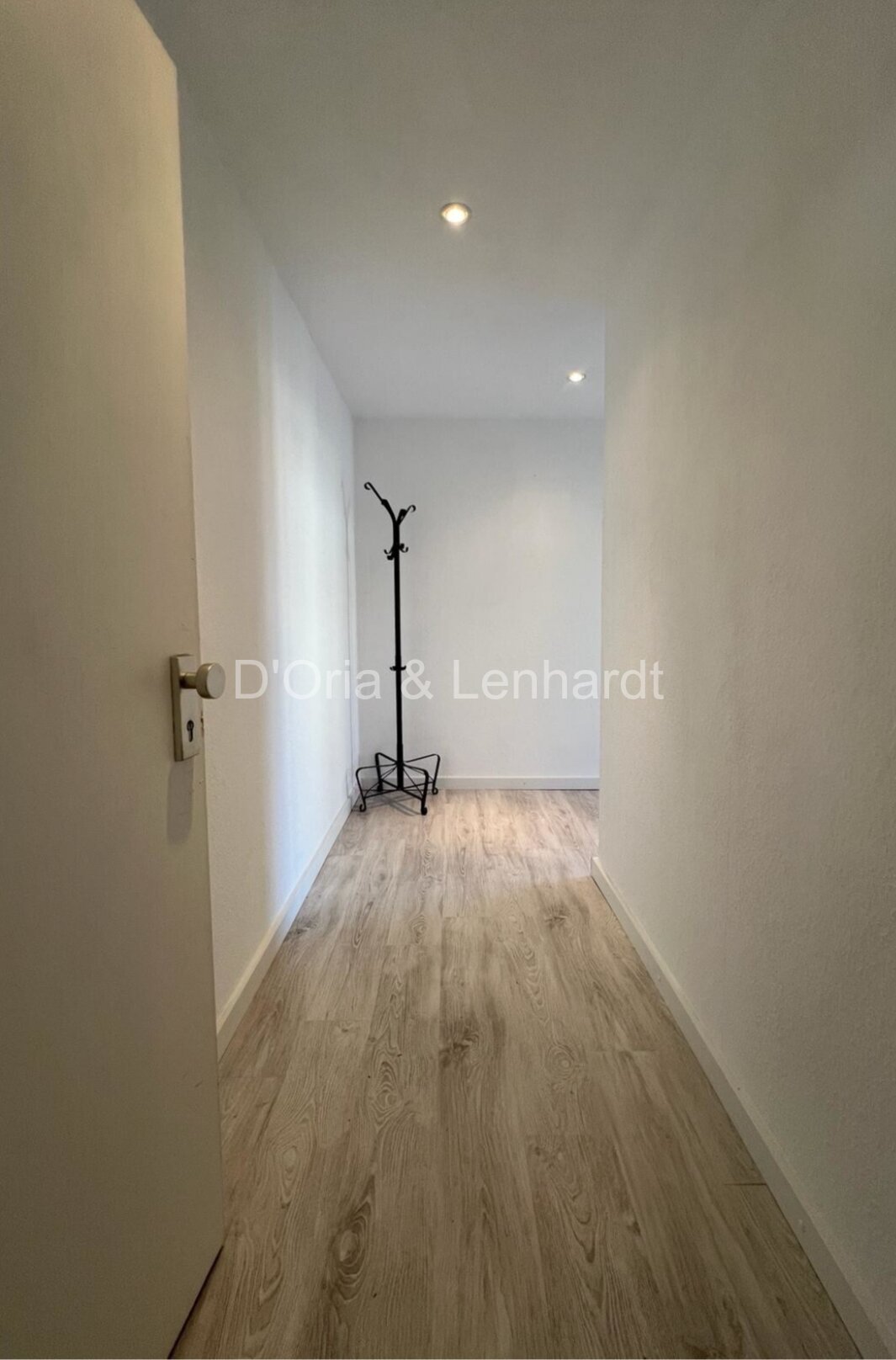 Verkauft ! Zwei Zimmer Wohnung mit Balkon