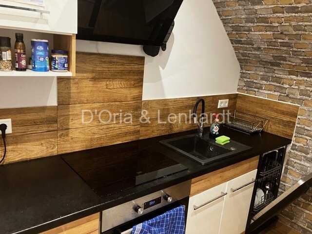 Hochwertig möblierte DG-Wohnung mit Flair